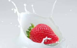Картинка ягоды, всплеск, клубника, молоко