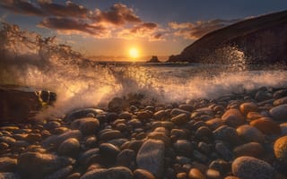 Картинка пляж, Солнце, Jose Liñeira Piñeiro, волна, pebbles, beach, wave, sun, галька