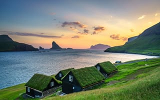 Картинка пейзаж, горы, село, Фарерские острова, залив, природа, дома, скалы