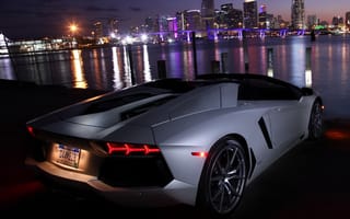 Картинка отражение, roadster, LP700-4, город, задок, вода, вечер, Lamborghini Aventador