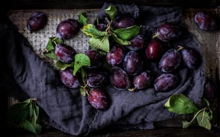 Картинка темный, ткань, слива, много, ящик, сливы, фрукты