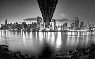 Картинка мост Куинсборо, Roosevelt Island, Queensboro Bridge, Ист-Ривер, город, Остров Рузвельта, NYC, East River, ночь, Нью-Йорк, New York City, USA, США, черно-белый, небоскребы