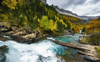 Картинка осень, пейзаж, горы, водопад, природа, Испания, леса, каскад