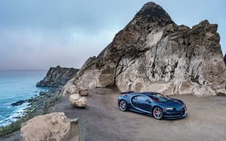 Картинка Bugatti, бугатти, гиперкар, утёс, небо, море, Chiron