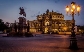 Картинка ночь, Дрезден, Дрезденская опера, Земперопер, город, площадь, здание, театр, Германия, освещение, фонари, памятник