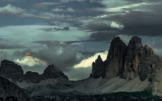 Картинка небо, облака, горы, Tre Cime di Lavaredo, Италия, Альпы, скалы, природа