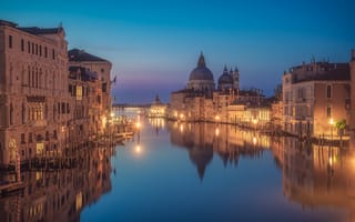 Картинка отражение, здания, канал, Италия, Italy, Venice, Grand Canal, Венеция, Гранд-канал, вечер, дома