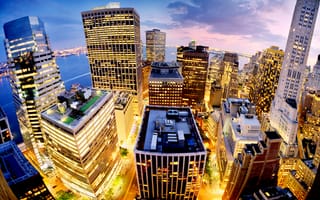 Картинка Manhattan, небо, New York City, свет, высотки, дома, розовый, Манхэттен, NYC, панорама, США, здания, город, вид, закат, небоскребы, USA, высота, синее, облака, огни, Нью-Йорк, вечер
