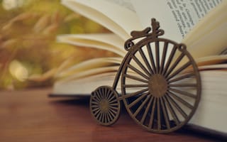 Обои велосипед, колесо, страницы, разное, книга, книжка