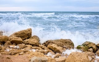 Картинка песок, море, вода, камни, природа, волны