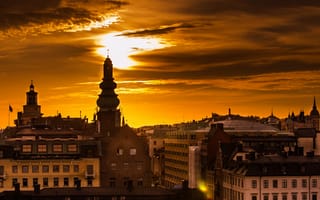 Картинка утро, Стокгольм, Stockholm, свет, город, небо, Швеция, дома, солнце, рассвет, здания, Sverige, крыши