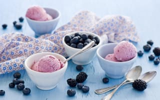 Картинка мороженое, Anna Verdina, ежевика, сладкое, шарики, ягоды, черника, креманки, десерт, ложки