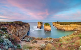 Картинка Day breaks at Loch Ard Gorge, Port Campbell National Park, The Island Archway
