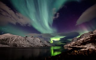 Картинка ночь, Исландия, небо, горы, снег, северное сияние