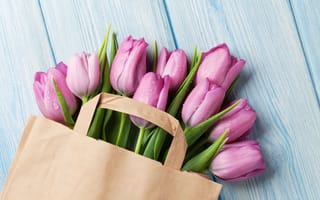 Картинка цветы, букет, pink, spring, flowers, tulips, wood, тюльпаны