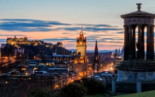 Картинка Dugald Stewart Monument, панорама, Edinburgh, Scotland, вечер, Calton Hill, город, закат, Шотландия, Эдинбург
