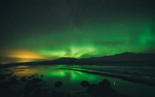 Картинка пейзаж, ночь, звёздное небо, северное сияние, зеленый