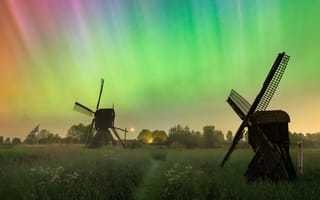 Картинка Природа, Красота, Colorful Sky, Northern Lights, Countryside, Windmill, Aurora Borealis, Nature