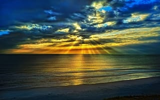Картинка синий, природа, восход солнца, облака, пляж, лучей, небо, летом, море, пейзаж