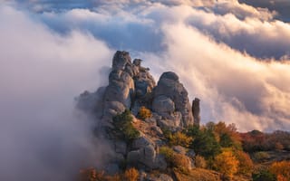 Картинка пейзаж, за облаками, горный массив, Игорь Аброскин