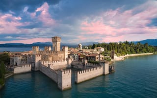 Картинка tower, castle, lake garda, 13th century castle, aerial view, popular, castle italy