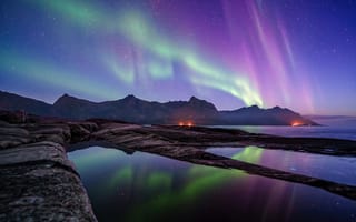 Картинка море, горы, Норвегия, Senja Island, северное сияние, Norway, побережье, звёздное небо