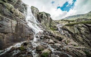 Картинка небо, облака, природа, горизонт, горы, скала, водопад, пейзаж