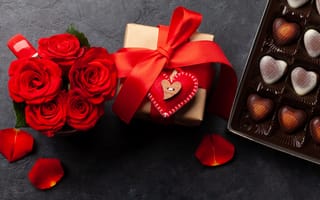 Картинка любовь, цветы, подарок, love, розы, романтика, шоколад, happy