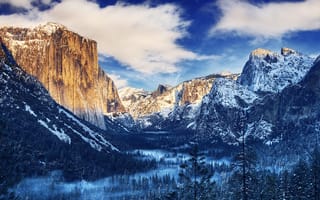 Картинка снег, зима, Yosemite, National Park, небо, деревья, лес, облака, туман, горы, Sierra Nevada