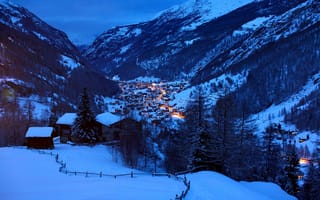 Картинка Швейцария, холмы, Альпы, Alpes, дома, горы, пейзаж, природа, зима, домики, снег, шале, свет, Switzerland, Alpen, вечер