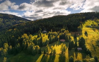 Картинка облака, деревья, Шимаковский Юрий, солнечный свет, живописный пейзаж, рощи, Чешские горы, красота