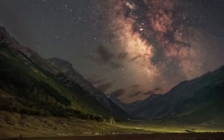 Картинка горы, долина, Поздний вечер в Марухском ущелье, Кудашкина Ксения, галактика, красота природы