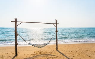 Картинка песок, море, волны, небо, гамак, берег, лето, пляж