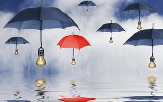 Обои вода, лампочки, дождь, зонтики, отражение, зонты