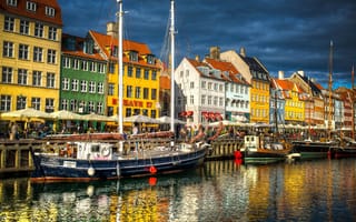 Картинка Копенгаген, Copenhagen, Новая гавань, здания, New Harbour, Nyhavn, канал, набережная, Denmark, Нюхавн, суда, Дания