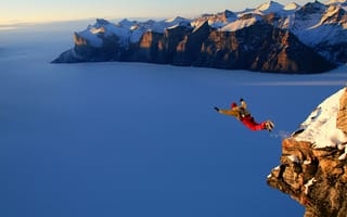 Картинка снег, горы, прыжок, парашютист, высота