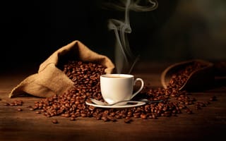 Картинка coffee beans, bag, Cup, ложка, coffee, мешок, кофейные зерна, shoulder, spoon, coffee aroma, чашка, кофе, лопатка, кофейный аромат