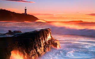 Картинка маяк, море, камни, закат, скалы, волны