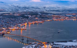 Обои мост, дома, зима, город, природа, река, Tromso, Норвегия, пейзаж