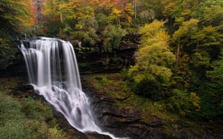 Картинка на реке, Cullasaja, округ Мейкон, осень, США, штат Северная Каролина, водопад