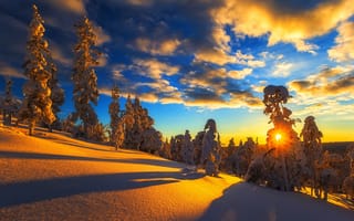 Обои зима, небо, снег, пейзаж, snow, nature, winter, sky, mountain clouds, природа, white, гора, landscape, sunset, облака