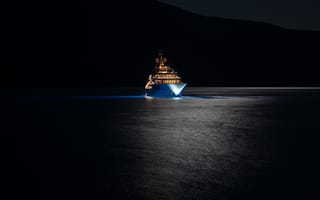 Картинка море, yacht ACE, yaxht, super yacht, огни, супер, яхта, мега, горы, mega yacht, ночь