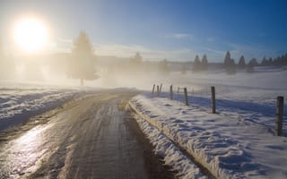 Картинка утро, природа, рассвет, небо, деревья, Canon EOS 350D DIGITAL, дороги, дымка, туманы, зима фотографии пейзажи, дерево, солнце, заборы, дорога