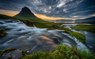 Картинка гора, Kirkjufell, утро, поток, рассвет, лето, Исландия, река