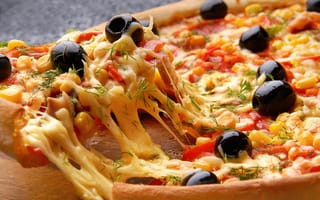 Картинка пицца, кукуруза, сыр, паприка, оливки