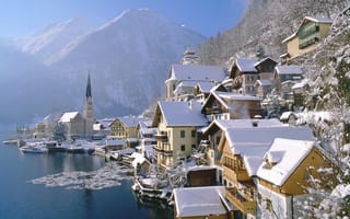 Картинка hallstatt, дома, снег, austria, холстат, дереьвя, вода, ветки, горы, лед, австрия, зима, город, страна