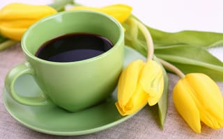 Картинка цветы, тюльпаны, coffee, tulips, flowers, кофе, breakfast, cup, чашка, yellow