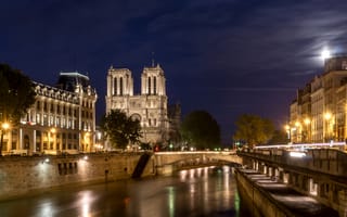 Картинка мост, Франция, фонари, река, ночь, улицы, канал, дома, Париж, огни