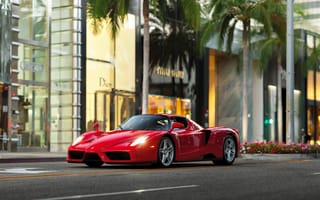 Картинка supercar, street, Ferrari Enzo