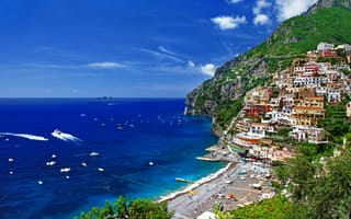 Картинка Italy, люди, горы, море, деревья, дома, Италия, природа, побережье